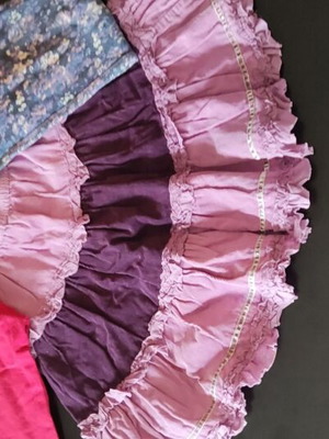 Girls' clothes used, set size 6-7 with 2 leggings and skirt