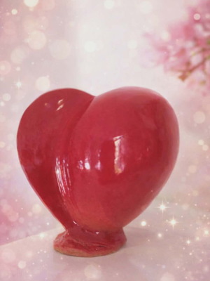 Ceramic Heart-Shaped Piggy Bank with Red Gloss and Glitter