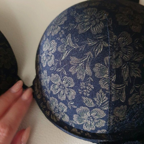Luna push up bra 75C like new, black and gold