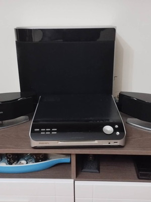 Phillips sound system used with Dolby Surround