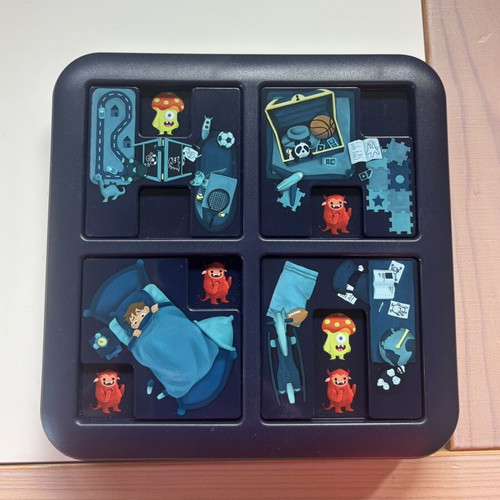 Monsters Hide & Seek Smart Games puzzle game new