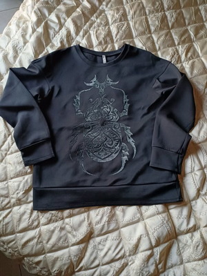 Pink Woman sweatshirt L like new, black