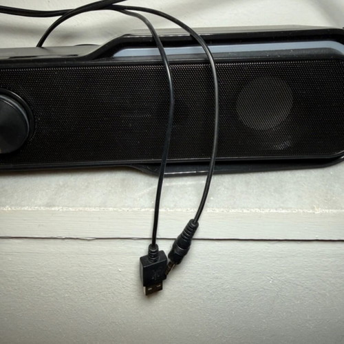 HP USB Stereo Soundbar Speaker like new, black