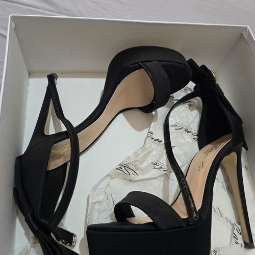 Sante Shoes platform heels like new, size 38, black