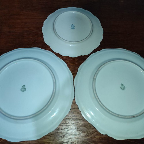 Bavaria porcelain wall plates set of 3 like new