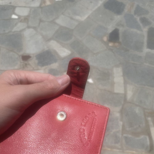 Women's wallet new, fuchsia color with compartments and clasp
