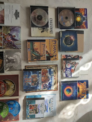 PC games used, pack of 12 with manuals, no boxes