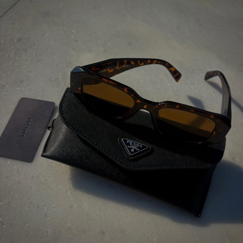 Sh+ sunglasses new, black and brown