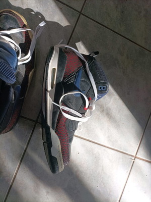 Αθλητικά παπούτσια Nike Air Jordan σε άριστη κατάσταση, μέγεθος 43