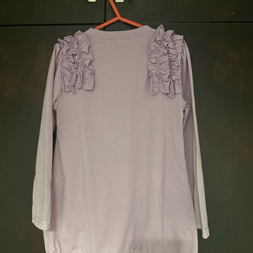 AnGou long-sleeve lilac blouse with 3D orange bow, like new, size 110 cm