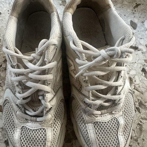 New Balance women's sneakers size 38, white
