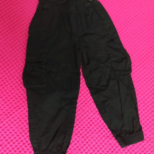 Kids cargo pants like new, black, for ages 6-7