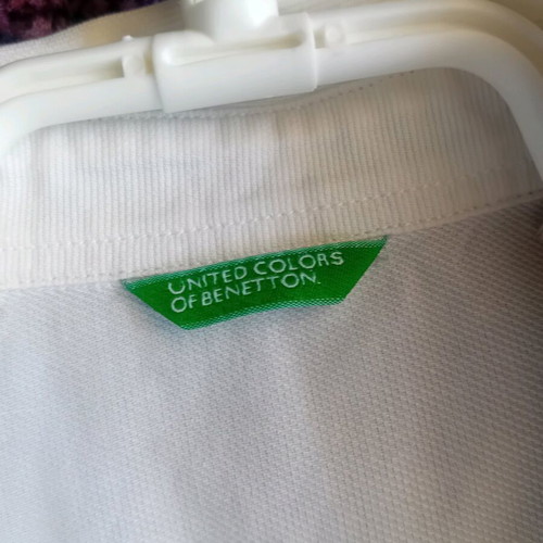 Benetton white sleeveless shirt with lace like new, size S