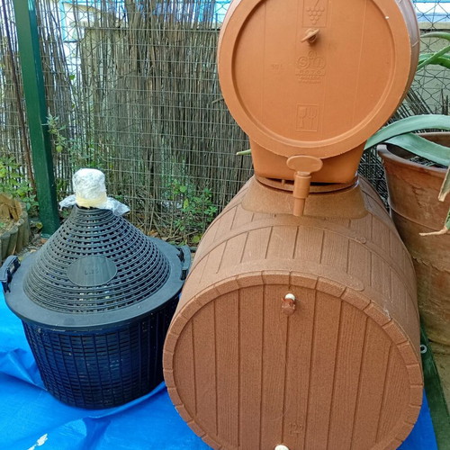 Plastic barrels 100 lt and 50 lt with 25 lt glass demijohn