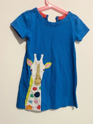 Mini Boden καλοκαιρινό φόρεμα μεταχειρισμένο για 3-4 ετών, μπλε με καμηλοπάρδαλη