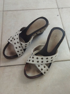 El Gaucho by Giuliano Cutrina women's vintage clogs with pony skin straps, size 37