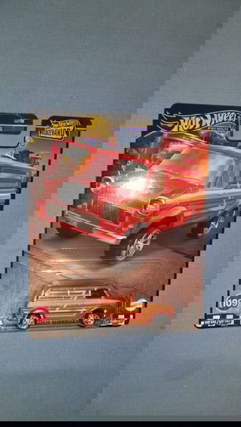 HOT WHEELS BOULEVARD FORD TRANSIT SUPERVAN