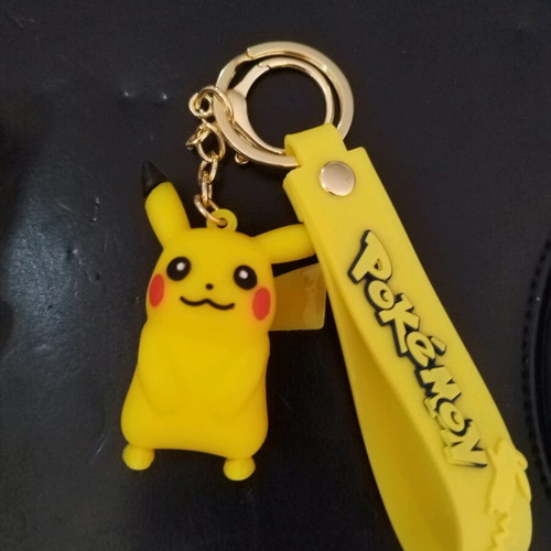Pokemon Pikachu keychain new, multicolor yellow