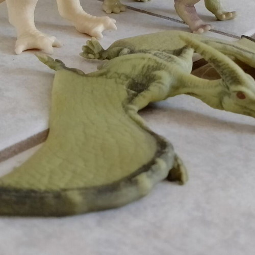 Dinosaur toy set used, 3+1 rubber figures
