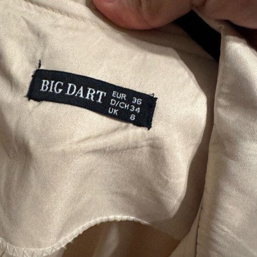 Big Dart trench coat new, light beige, size 36
