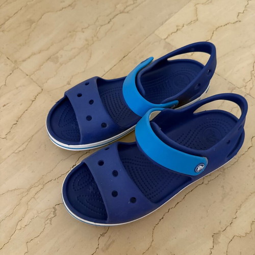 Crocs sandals new, size 34-35, blue