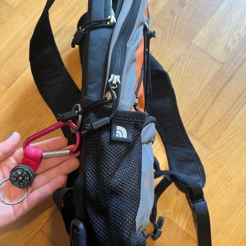 North Face small hiking bag like new