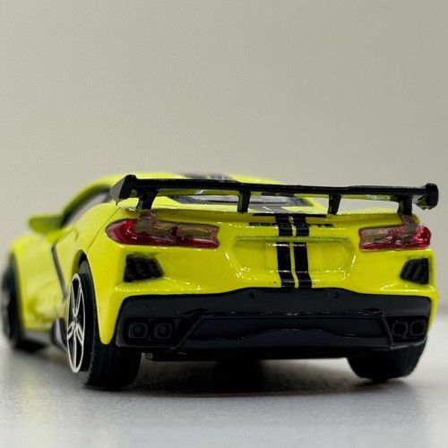 Chevrolet Corvette Stingray C8 Coupé die-cast model 1/43 new, yellow