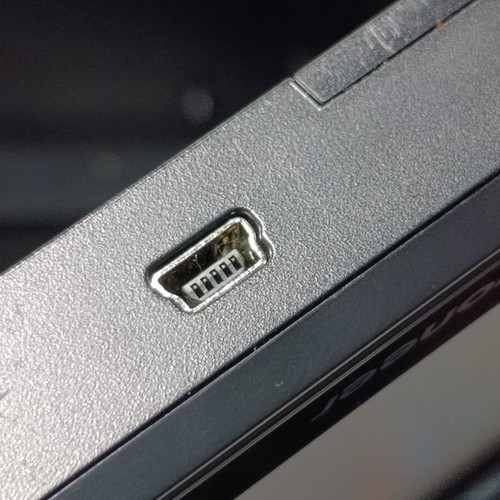 Pioneer AVIC-F320BT car navigation and entertainment system used