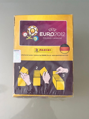 Panini UEFA Euro 2012 πακέτο αυτοκόλλητα καινούργιο, 100 φακελάκια γερμανική έκδοση