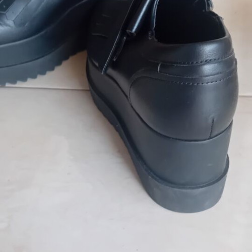 Glamazons leather shoes new, size 39, black