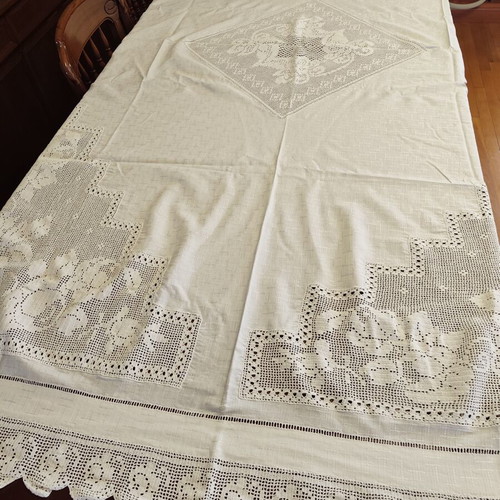 Handmade tablecloth (blanket) 165x250 cm like new