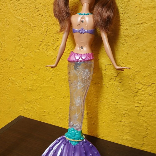 Barbie Dreamtopia Sparkle Lights Mermaid doll used