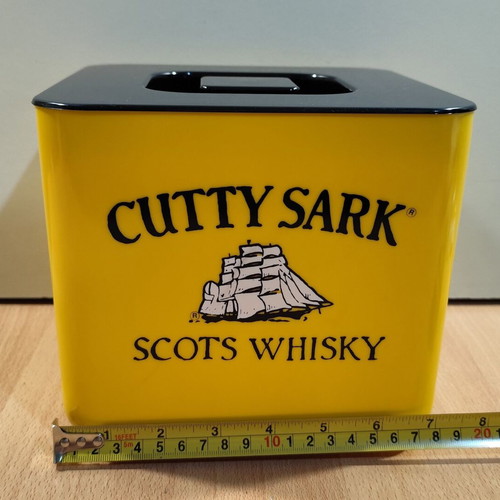 Cutty Sark Scots Whisky plastic promotional ice bucket like new