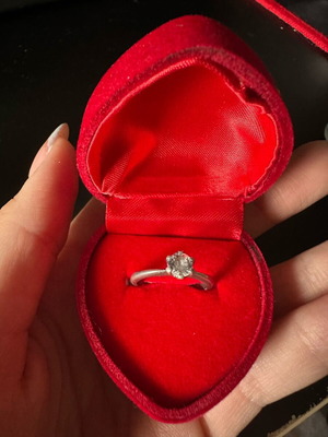 925 Sterling Silver Ring like new, size 50