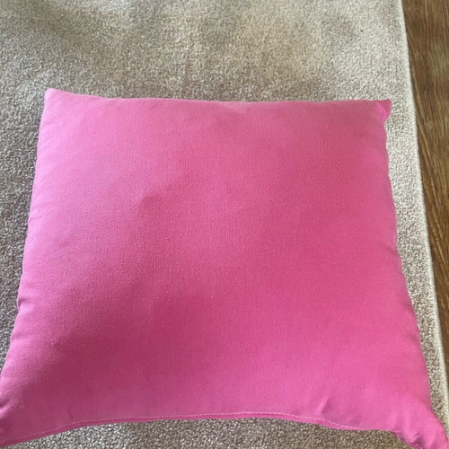 Decorative sofa pillow 40x40 with zipper like new, with filling