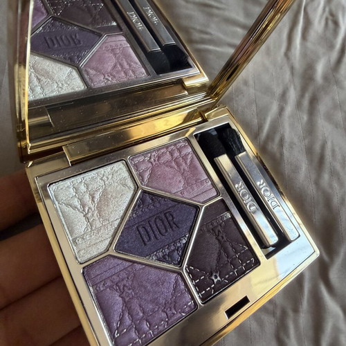 Dior eyeshadow palette like new, authentic product
