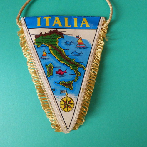 Pennant with Italy flag used