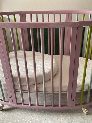 Βρεφικό κρεβάτι Stokke Sleepi Bed μεταχειρισμένο με δύο στρώματα και λίκνο