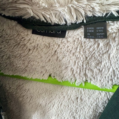 Esmara green jacket with fur lining small like new