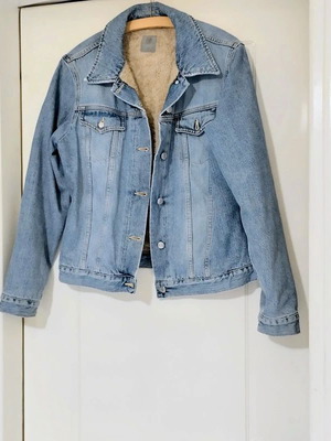 Esprit дънково яке с изкуствена кожа, топло и удобно, размер L/XL