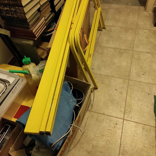 Metal single bed like new