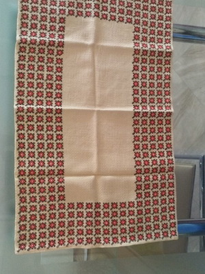 Handmade embroidered table runner 66x40 cm, new, cross-stitch