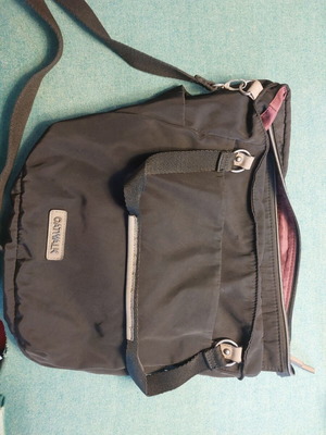 Black Catwalk crossbody bag like new, black