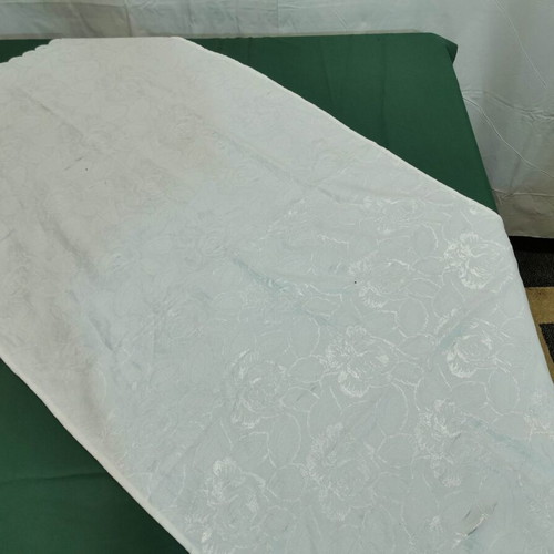 Tablecloth used 130×80 cm