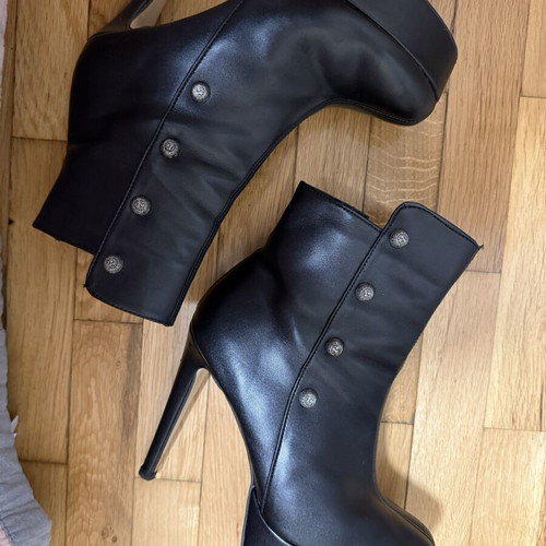Leather ankle boots used, 10cm high heel, Mytilakis