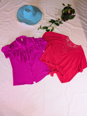 Set of 2 blouses one size fuchsia and pink with ruffles and lace new
