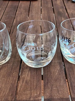 Chivas and Dewar's Whisky Glasses set of 3 like new