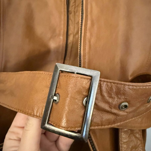 Sarah Lawrence leather coat like new, cognac color