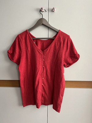 Roxy blouse size M used, red