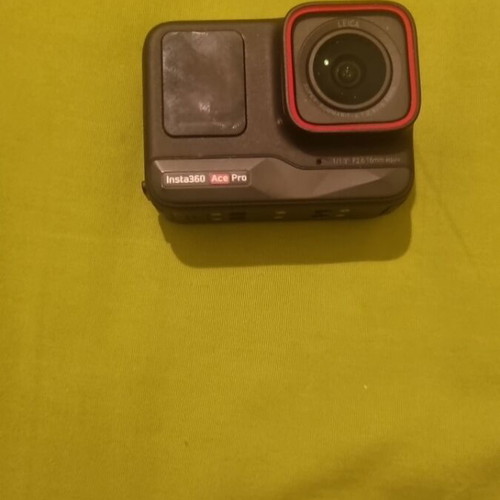 Insta360 Ace Pro like new